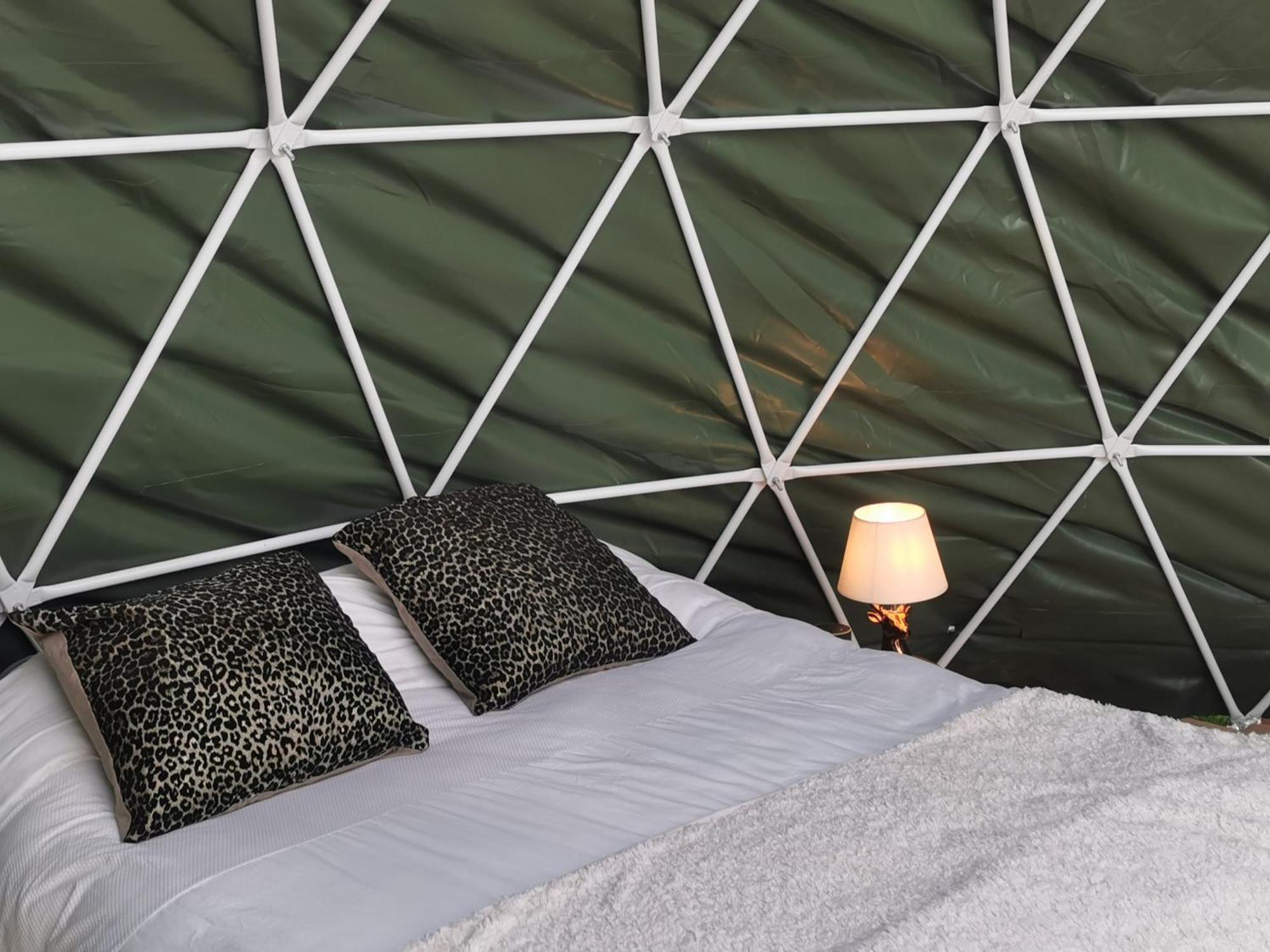 Lincoln Big Green Dome, Hot Tub, Projector, Firepit Washingborough Kültér fotó